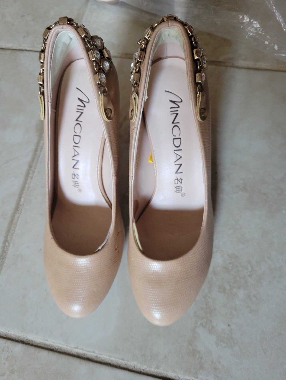 Women’s Nude Jeweled Round-Toe Pumps
